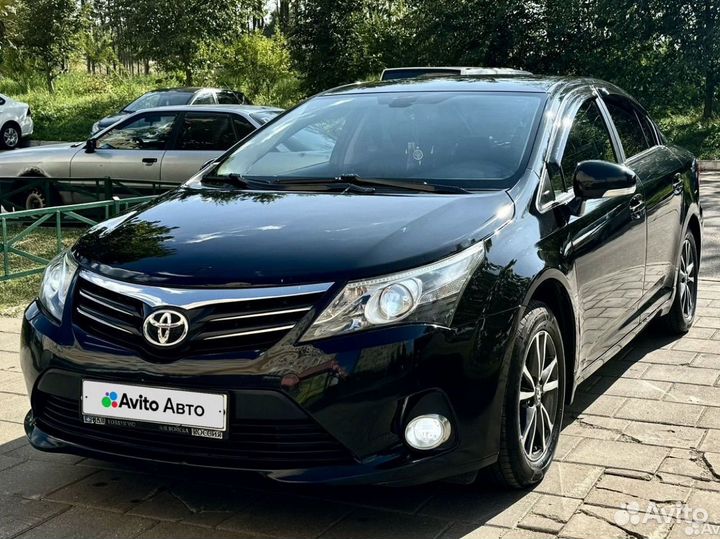 Toyota Avensis 1.8 МТ, 2012, 250 000 км