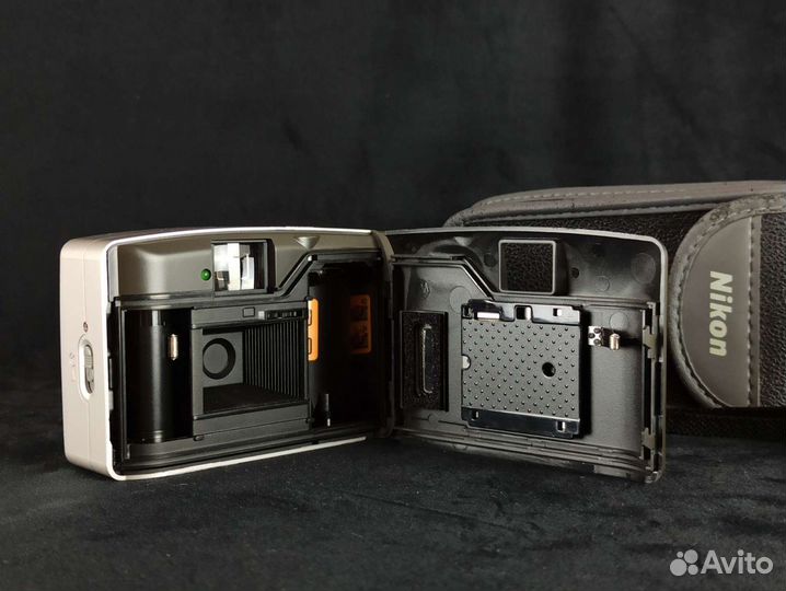 Nikon EF400SV как новый