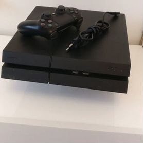 Приставка Sony PlayStation 4