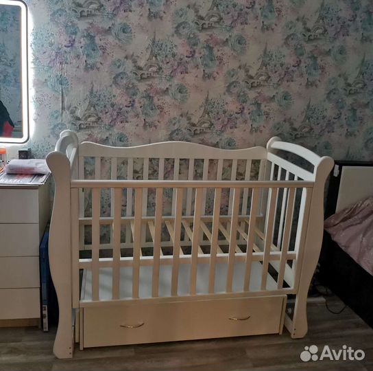 Кроватка детская