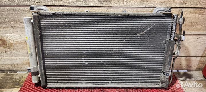 Радиатор кондиционера Hyundai Matrix