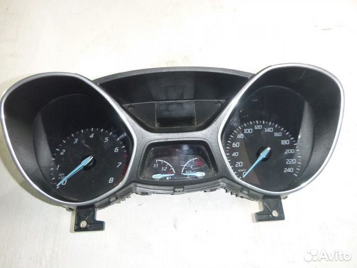 Панель приборов ford focus focus III 2011