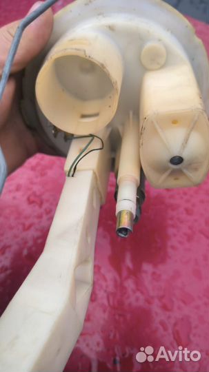 Корпус уровня топлива Audi 100c4 A6C4 443919045S