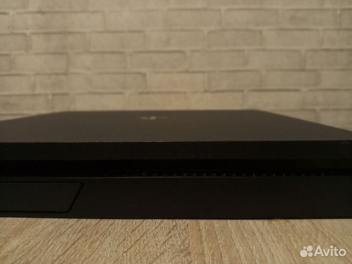 PS4 Slim 1TB