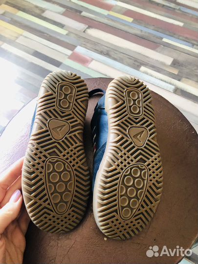 Футбольные бутсы для мальчика