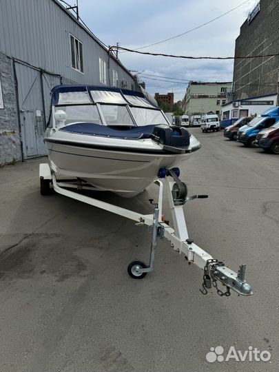 Катер Bayliner 175