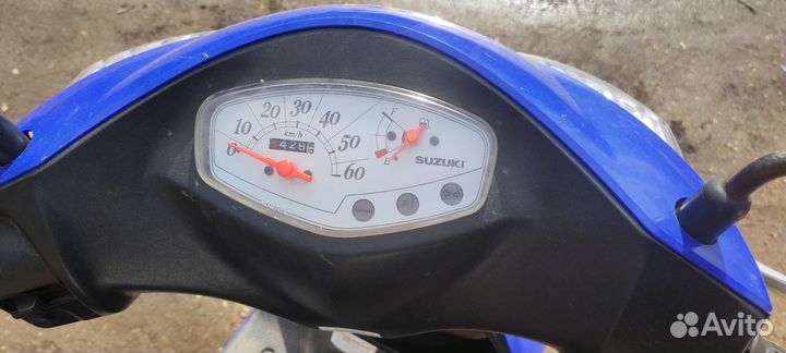Скутер инжекторный Suzuki Address V50 4T
