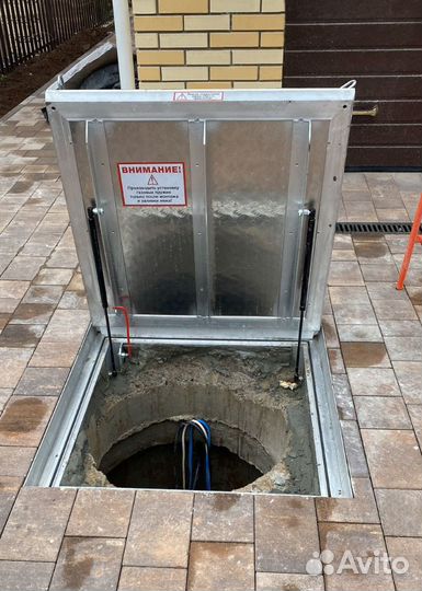 Люк под плитку, брусчатку для улицы и дома