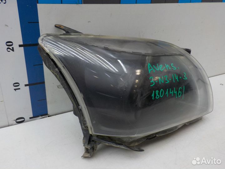 Фара правая Toyota Avensis 2003-2008