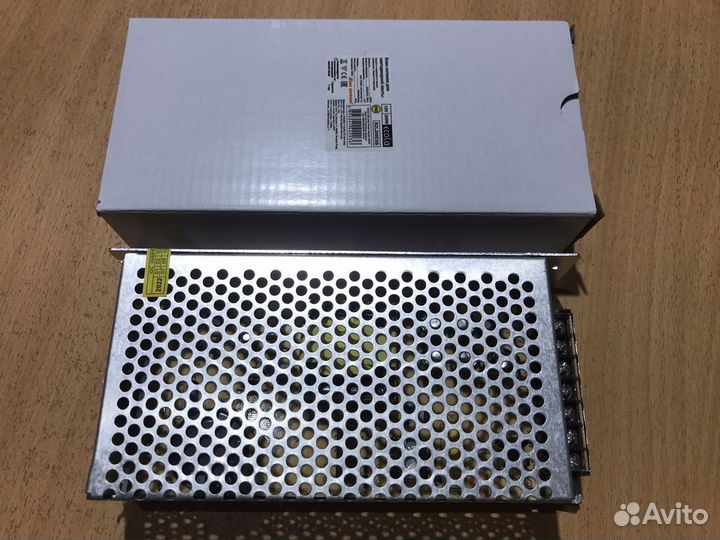 Блок питания для св/д лент 12V 200W IP20 16,66А