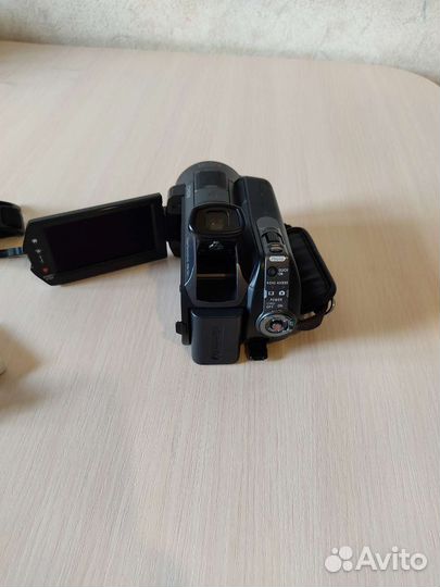 Видеокамера Sony HDR-SR11E
