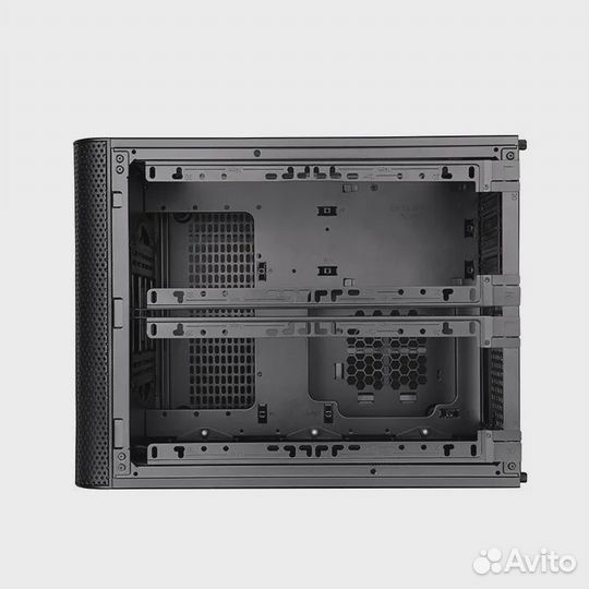 Компьютерный корпус Thermaltake Core V21