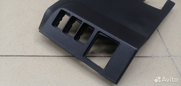 Накладка (кузов внутри) RAV 4 2013