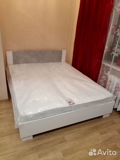 Кровать Nova с матрасом