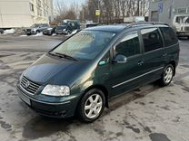 Volkswagen Sharan 2.0 MT, 2006, 450 000 км, с пробегом, цена 750 000 руб.