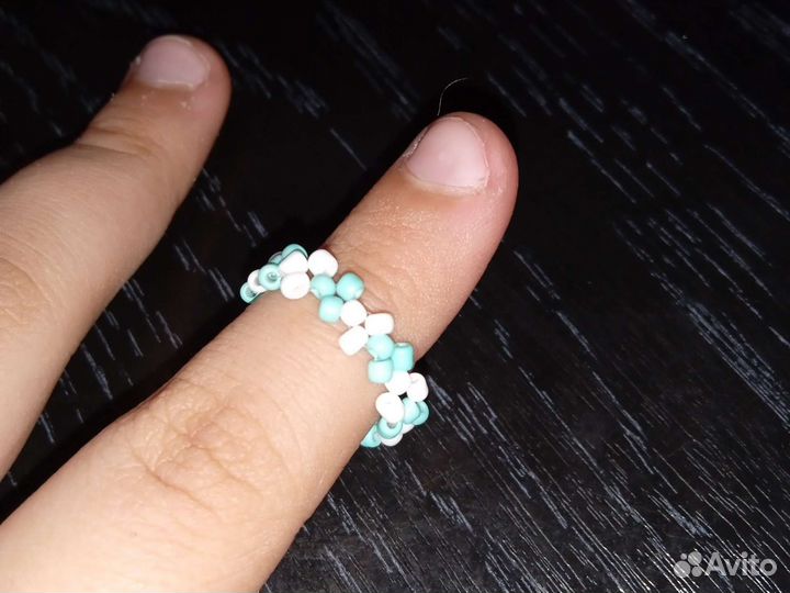 Кольцо из бисера