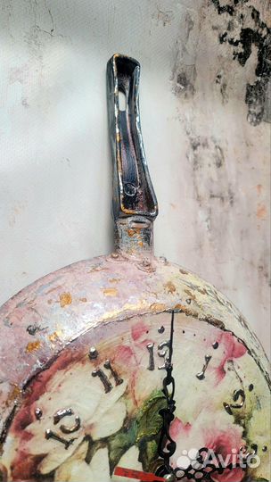 Часы настенные