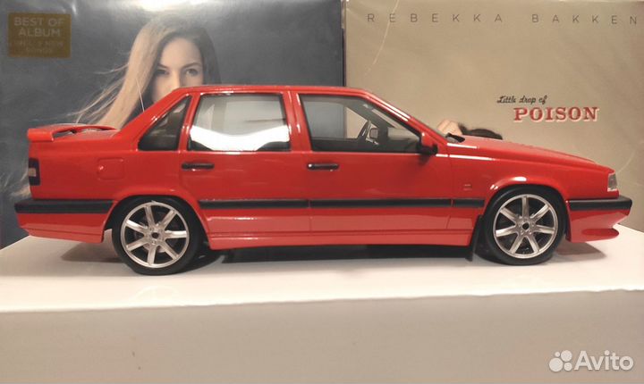 Volvo 850R Sedan, Red, 1:18, Ottomobile