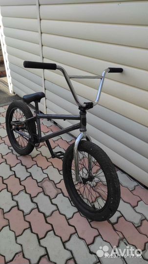 Велосипед BMX