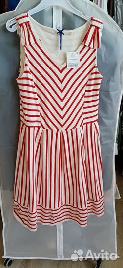 Платье для девочки новое