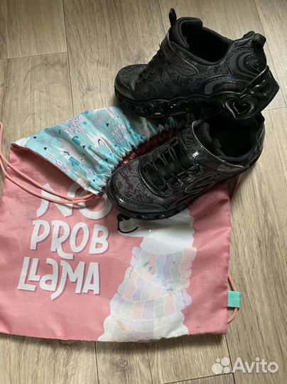 Кроссовки детские для девочек skechers