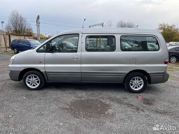 Hyundai Starex 2.5 AT, 2007, 183 771 км