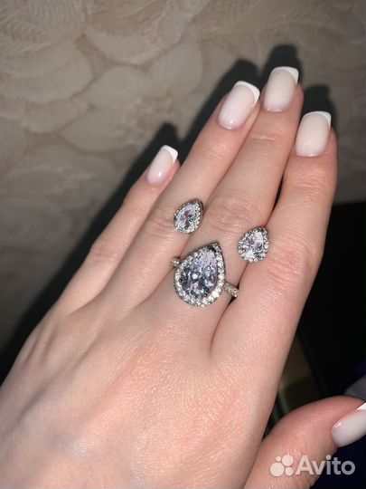 Серебряный комплект 925 пробы с цирконами