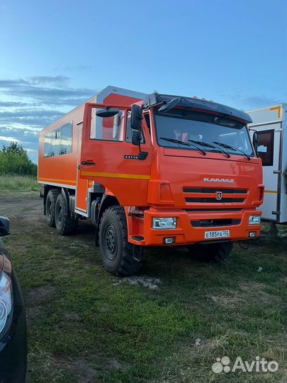 Вахтовый автомобиль