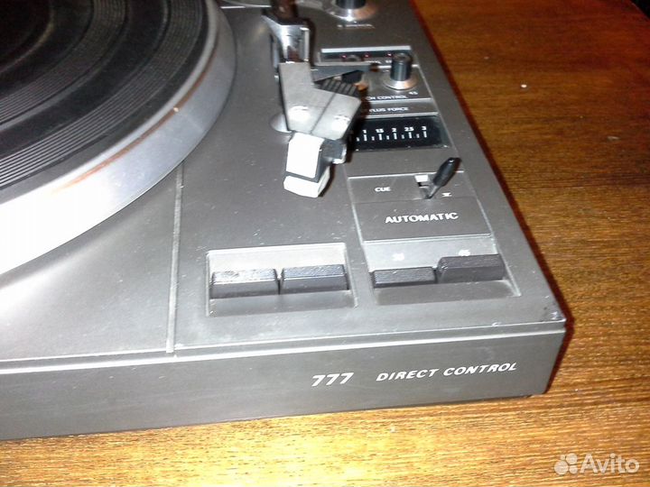 Проигрыватель пластинок philips 777