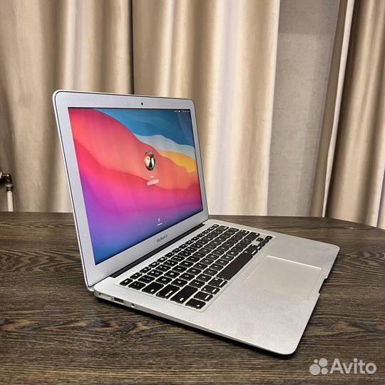 Apple MacBook Air 13 early 2015