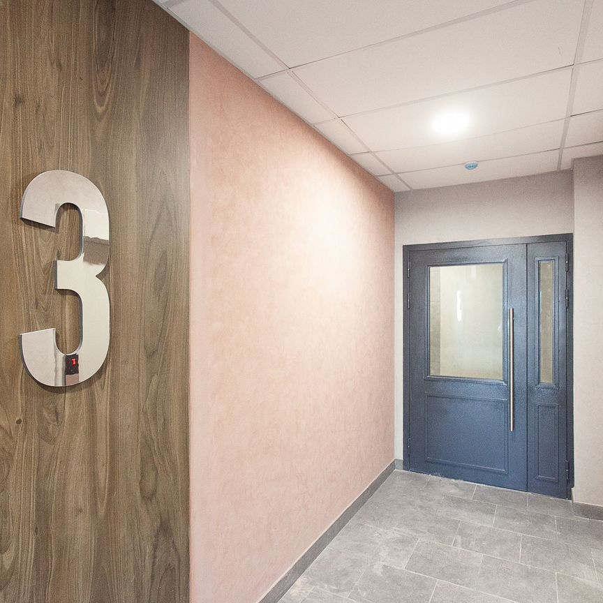 4-к. квартира, 134 м², 10/18 эт.