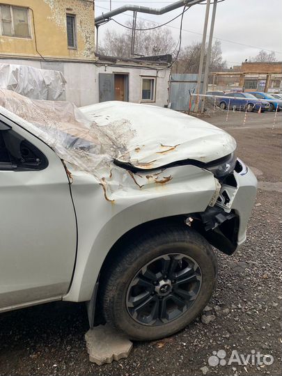 Mitsubishi L200 2.4 МТ, 2020, битый, 105 000 км