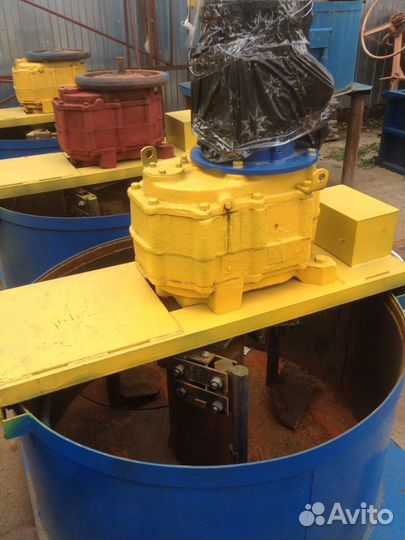 Бетоносмеситель принудительного типа эст-300