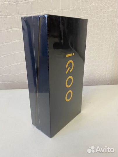 vivo iQOO Z7, 8/128 ГБ