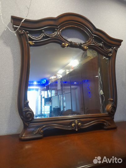 Комод с зеркалом бу (ручная работа)