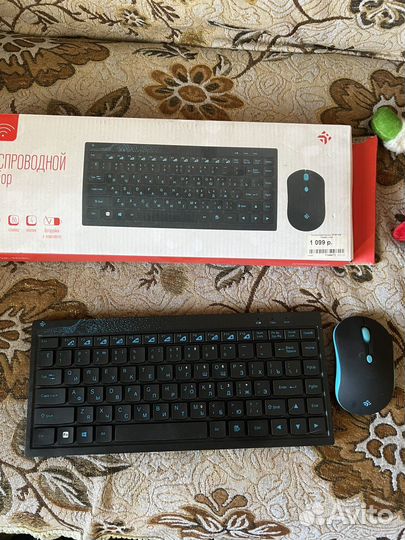 Беспроводная клавиатура и мышь