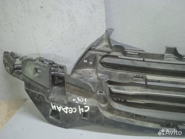 Решетка радиатора Citroen C4 2012