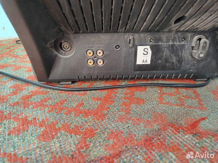 Продаю эл телевизор