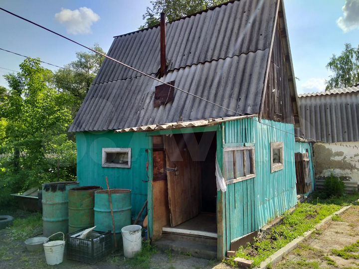 Дом 67,7 м² на участке 7,6 сот.