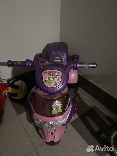 Детский электромобиль