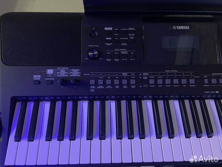 Синтезатор yamaha PSR E-463 и Yamaha PSR S-670