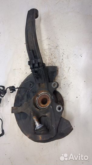 Ступица (кулак, цапфа) правая передняя Mercedes R W251 2005, 2008