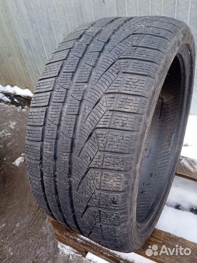 Pirelli Winter Sottozero 240 Serie II 255/35 R19