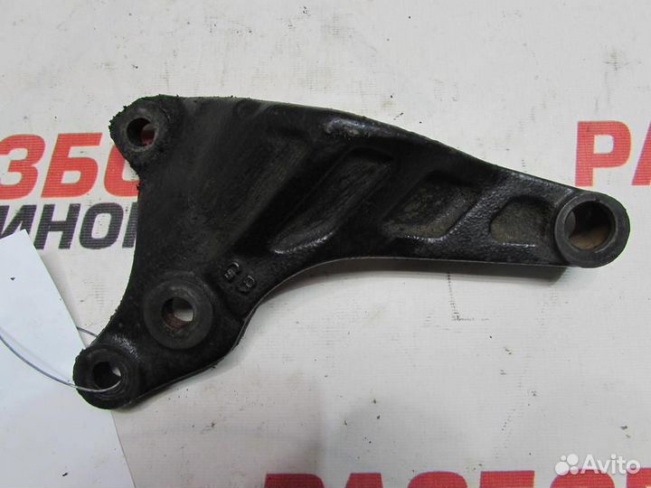 Кронштейн опоры кпп для Mazda 626 4 1992-1997г