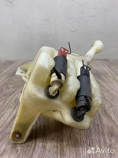 Бачок омывателя Honda Civic хетчбэк 5-ти дв. 2003