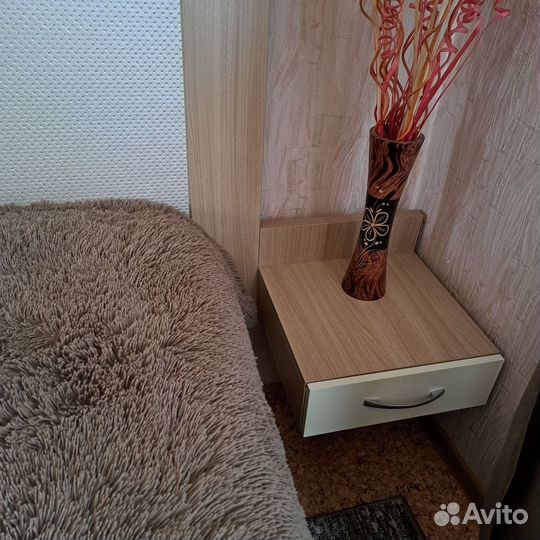 Продам спальный гарнитур