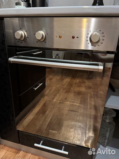 Продам встроенный кухонный гарнитур