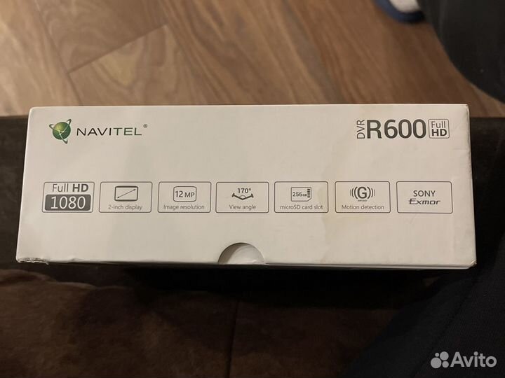 Регистратор автомобильный navitel DVR R600