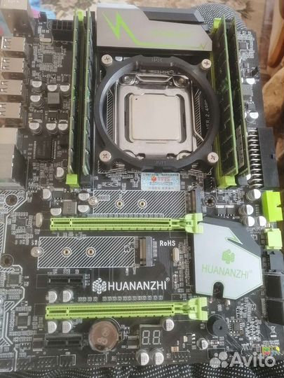 Комплект Huananzhi x79 + xeon 2689 + 32 gb + кулер