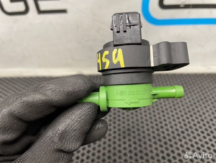 Клапан вентиляции топливного бака Mercedes-Benz